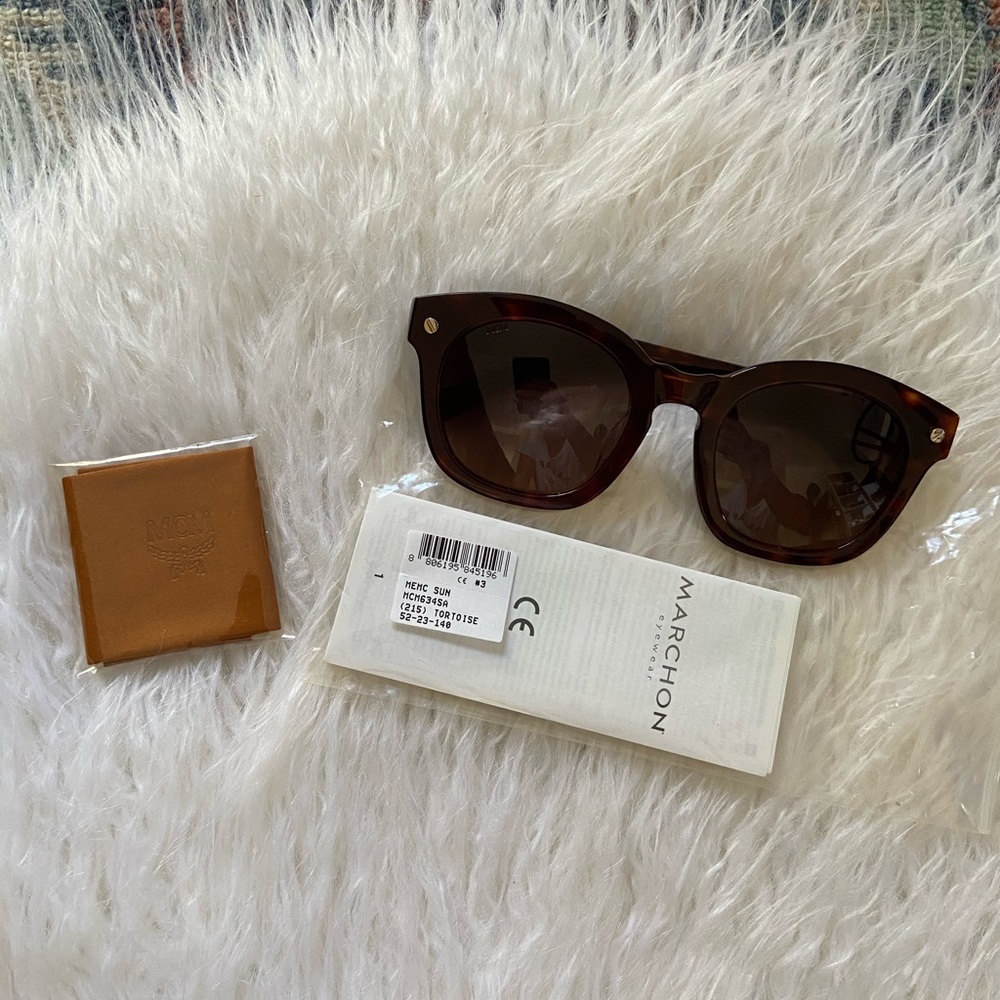mcm brown acetate sunglasses 52 mm tortoise square style 100% UV protection NWT